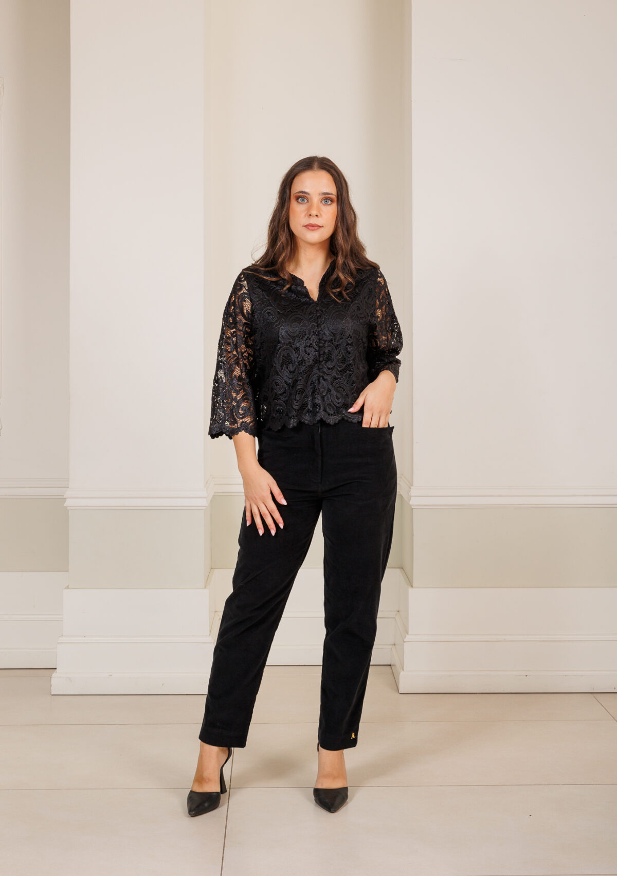 BLUSA em renda